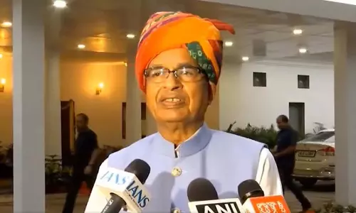 MP : केंद्रीय मंत्री ने नागरिकों से आत्मनिर्भर भारत के लिए स्वदेशी अपनाने का आग्रह किया