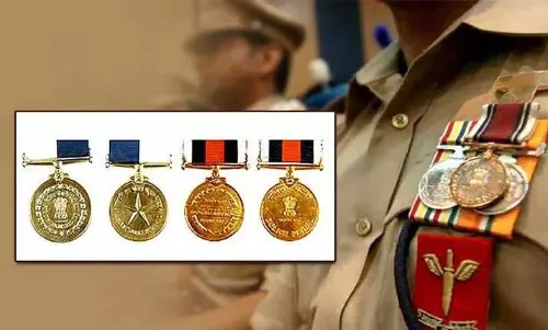 स्वतंत्रता दिवस 2026 पर MP के 21 पुलिसकर्मियों को पुलिस पदक मिलेंगे स्वतंत्रता दिवस 2026 पर MP के 21 पुलिसकर्मियों को पुलिस पदक मिलेंगे