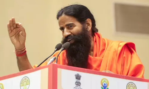पतंजलि विश्वविद्यालय में 79वें स्वतंत्रता दिवस पर बाबा रामदेव ने कहा, आर्थिक गुलामी से मुक्त होगा भारत पतंजलि विश्वविद्यालय में 79वें स्वतंत्रता दिवस पर बाबा रामदेव ने कहा, आर्थिक गुलामी से मुक्त होगा भारत