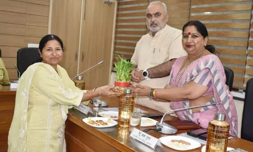 Karnal में दो पार्षद वित्त एवं अनुबंध समिति के सदस्य मनोनीत Karnal में दो पार्षद वित्त एवं अनुबंध समिति के सदस्य मनोनीत