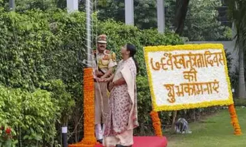 दिल्ली CM रेखा गुप्ता का यमुना पुनरुद्धार का संकल्प दिल्ली CM रेखा गुप्ता का यमुना पुनरुद्धार का संकल्प