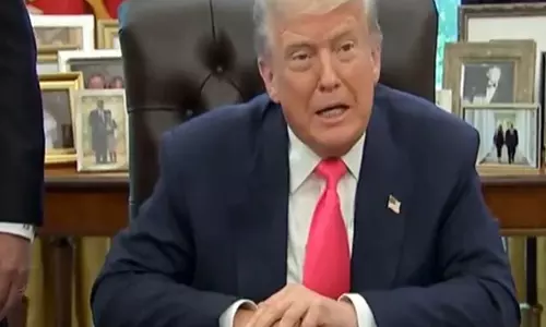 अलास्का शिखर सम्मेलन से पहले Trump ने कहा, पुतिन और ज़ेलेंस्की शांति स्थापित करेंगे