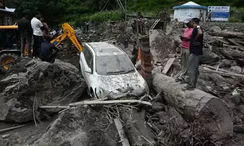Jammu and Kashmir: बादल फटने से 60 श्रद्धालुओं की जान गई