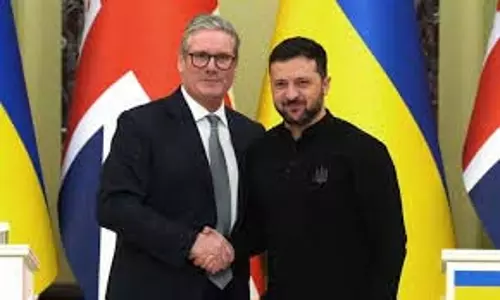 Zelensky ने ब्रिटेन के प्रधानमंत्री स्टारमर से मुलाकात की