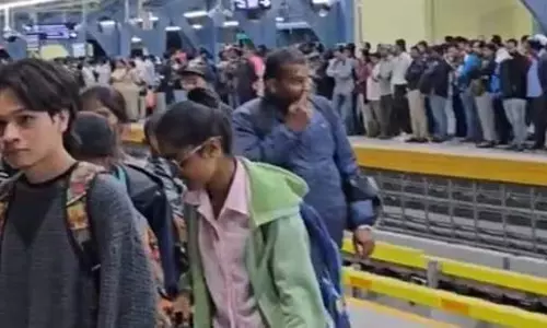 Bengaluru: येलो लाइन मेट्रो में सफर करने वालों की संख्या बढ़ी Bengaluru: येलो लाइन मेट्रो में सफर करने वालों की संख्या बढ़ी