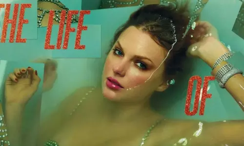 Taylor Swift के नए एल्बम द लाइफ ऑफ ए शोगर्ल में सबरीना कारपेंटर शामिल Taylor Swift के नए एल्बम द लाइफ ऑफ ए शोगर्ल में सबरीना कारपेंटर शामिल