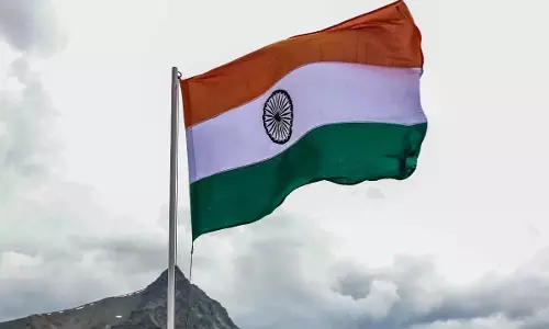 Independence Day पर ध्वजारोहण के लिए 13 सर्वश्रेष्ठ हिंदी गाने