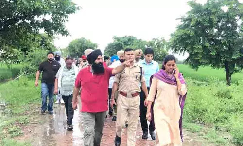 Hoshiarpur DC ने बाढ़ प्रभावित क्षेत्रों की समीक्षा की, पूरी तैयारी का आश्वासन दिया
