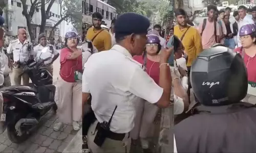 Bengaluru की महिला ने ट्रैफिक पुलिस को दी गंदी गालियां