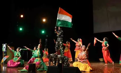 नया भारत आत्मनिर्भर: Kataria नया भारत आत्मनिर्भर: Kataria
