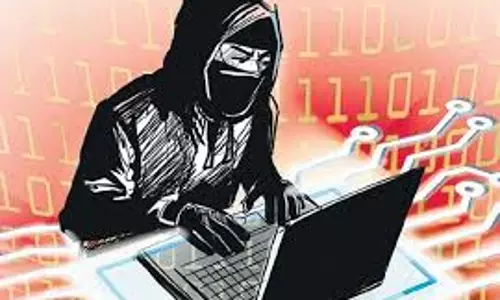 Kerala में ऑनलाइन धोखाधड़ी के मामलों में खच्चर खातों की खतरनाक वृद्धि Kerala में ऑनलाइन धोखाधड़ी के मामलों में खच्चर खातों की खतरनाक वृद्धि