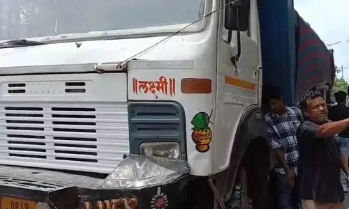Rourkela : हाइवा ट्रक की टक्कर से बड़ा हादसा, 7 लोग घायल