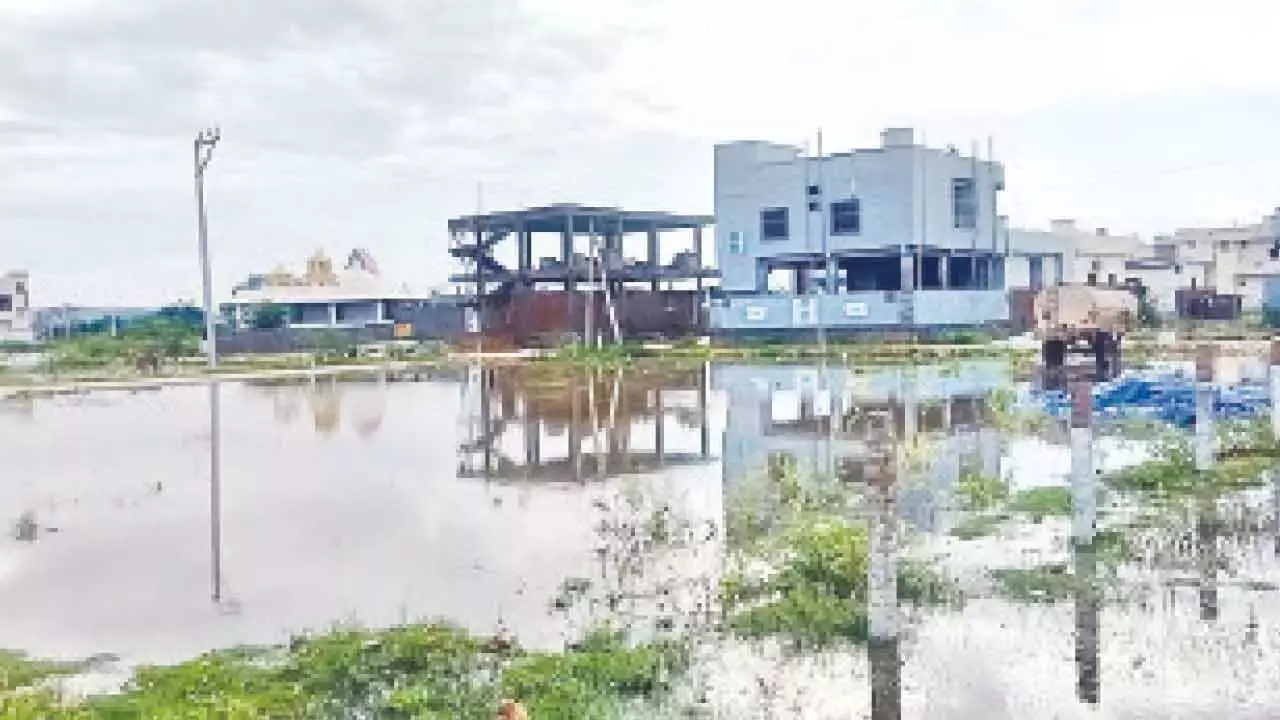 चक्रवाती परिसंचरण: नलगोंडा में भारी बारिश चक्रवाती परिसंचरण: नलगोंडा में भारी बारिश