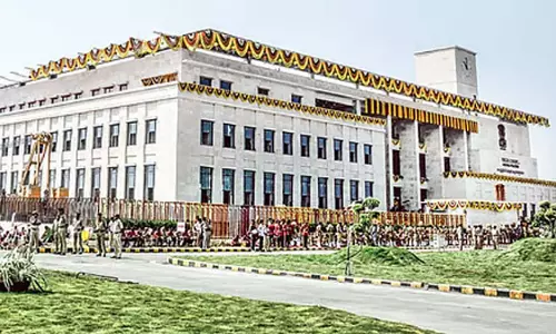 A P HC  ने वाईएसआरसीपी उम्मीदवारों की पुनर्मतदान की याचिका खारिज की
