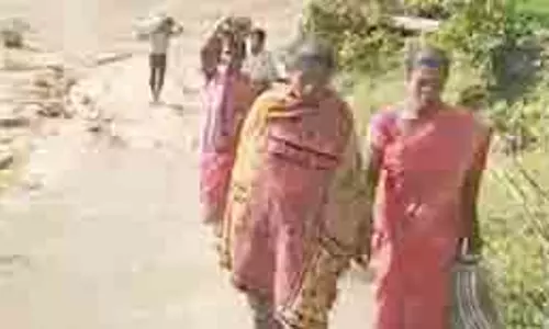 जनप्रतिनिधि के लिए शर्मनाक जनप्रतिनिधि के लिए शर्मनाक