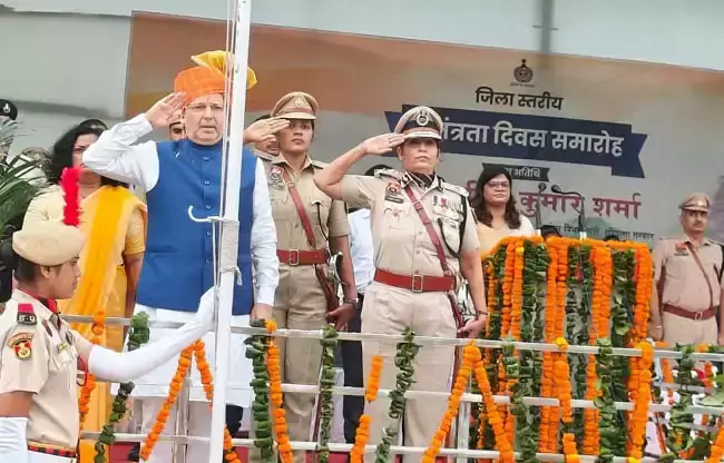 Sonipat: आज़ादी के नायकों को दी गई भावभीनी श्रद्धांजलि Sonipat: आज़ादी के नायकों को दी गई भावभीनी श्रद्धांजलि