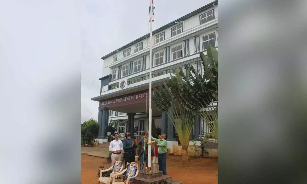 Karnataka: एलायंस पीयू कॉलेज ने भारत का 79वां स्वतंत्रता दिवस मनाया