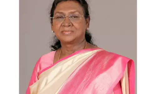 राष्ट्रपति Murmu ने पारसी नव वर्ष की दीं शुभकामनाएं राष्ट्रपति Murmu ने पारसी नव वर्ष की दीं शुभकामनाएं