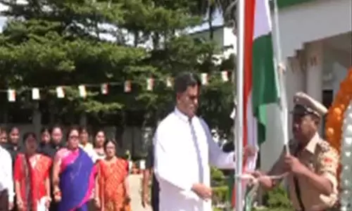 CM साहा ने की तिरंगा फहराया, देश को आगे बढ़ाने के लिए PM मोदी के प्रयासों की सराहना