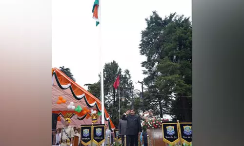 हिमाचल के उपमुख्यमंत्री अग्निहोत्री ने फहराया तिरंगा, राज्य के विकास और चुनौतियों का किया ज़िक्र