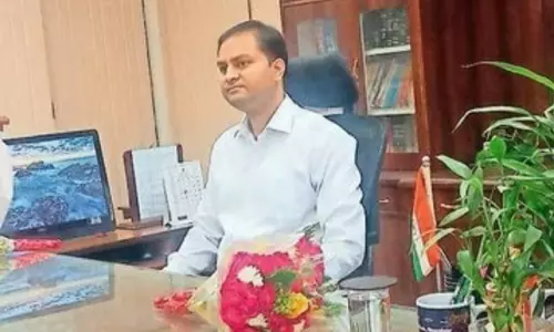 Ajmer: स्वाधीनता दिवस पर जिला कलक्टर ने दी शुभकामनाएं Ajmer: स्वाधीनता दिवस पर जिला कलक्टर ने दी शुभकामनाएं