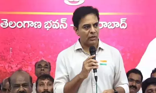 केसीआर वह नेता हैं जिन्होंने शून्य से सुनामी पैदा कर दी: KTR केसीआर वह नेता हैं जिन्होंने शून्य से सुनामी पैदा कर दी: KTR