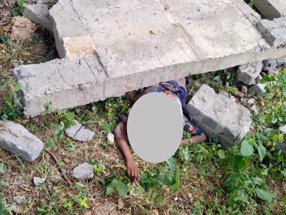 Udaipur: स्कूल छज्जा गिरने से बच्ची की जान गई Udaipur: स्कूल छज्जा गिरने से बच्ची की जान गई