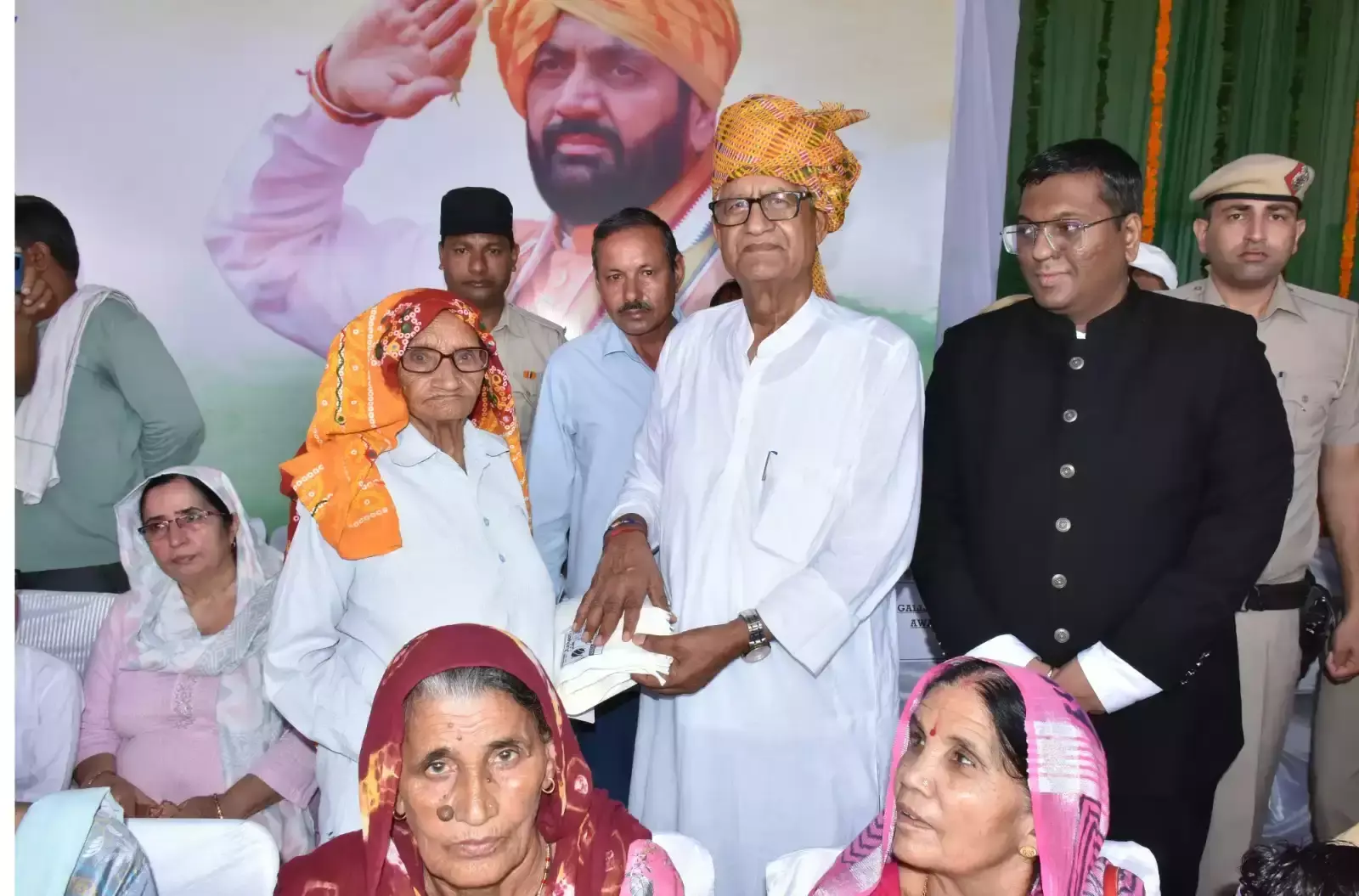 Jhajjar: स्वतंत्रता दिवस समारोह में रंगा देशभक्ति का माहौल