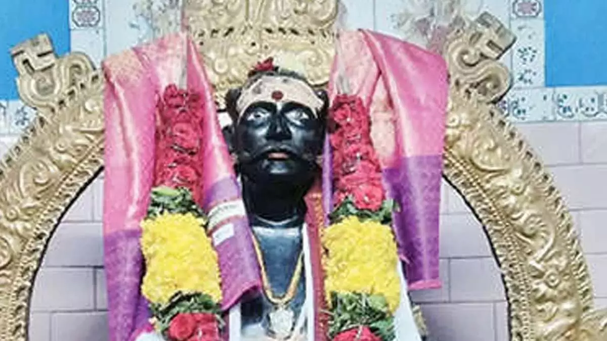 मूर्ति स्थापना की हीरक जयंती आज मूर्ति स्थापना की हीरक जयंती आज