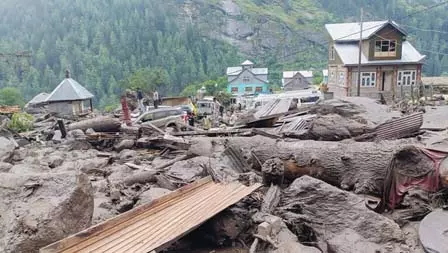 किश्तवाड़ आपदा: अब तक 53 लोगों की मौत, राहत-बचाव कार्य जारी किश्तवाड़ आपदा: अब तक 53 लोगों की मौत, राहत-बचाव कार्य जारी