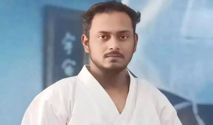 Telangana के शाश्वत को मलेशिया में अंतर्राष्ट्रीय मार्शल आर्ट लीजेंड पुरस्कार से सम्मानित किया गया Telangana के शाश्वत को मलेशिया में अंतर्राष्ट्रीय मार्शल आर्ट लीजेंड पुरस्कार से सम्मानित किया गया
