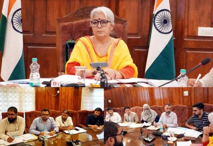 डीसी बांदीपोरा ने DLTFC बैठक की अध्यक्षता की, मामलों को मंजूरी दी डीसी बांदीपोरा ने DLTFC बैठक की अध्यक्षता की, मामलों को मंजूरी दी