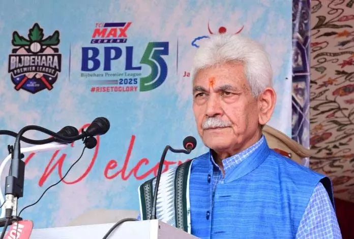 जम्मू-कश्मीर में खेल बुनियादी ढांचे में उल्लेखनीय परिवर्तन हुआ: LG जम्मू-कश्मीर में खेल बुनियादी ढांचे में उल्लेखनीय परिवर्तन हुआ: LG