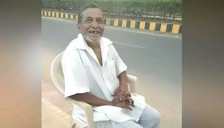 Cuttack के दहीबाड़ा के चेहरे रघु मौसा का 94 वर्ष की आयु में निधन Cuttack के दहीबाड़ा के चेहरे रघु मौसा का 94 वर्ष की आयु में निधन