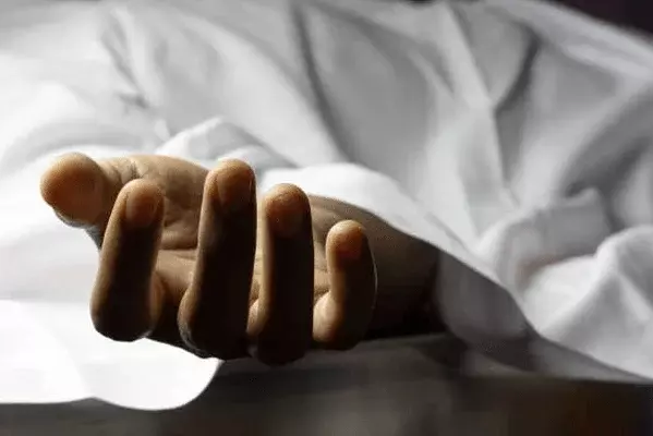 Ranchi से मालखाना का चार्ज देने सरायकेला गए सब इंस्पेक्टर का शव बरामद Ranchi से मालखाना का चार्ज देने सरायकेला गए सब इंस्पेक्टर का शव बरामद