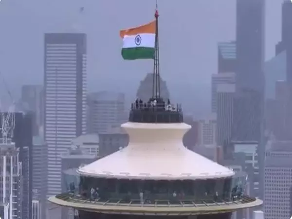 79th Independence Day समारोह के उपलक्ष्य में सिएटल स्पेस नीडल पर भारतीय ध्वज फहराया गया 79th Independence Day समारोह के उपलक्ष्य में सिएटल स्पेस नीडल पर भारतीय ध्वज फहराया गया