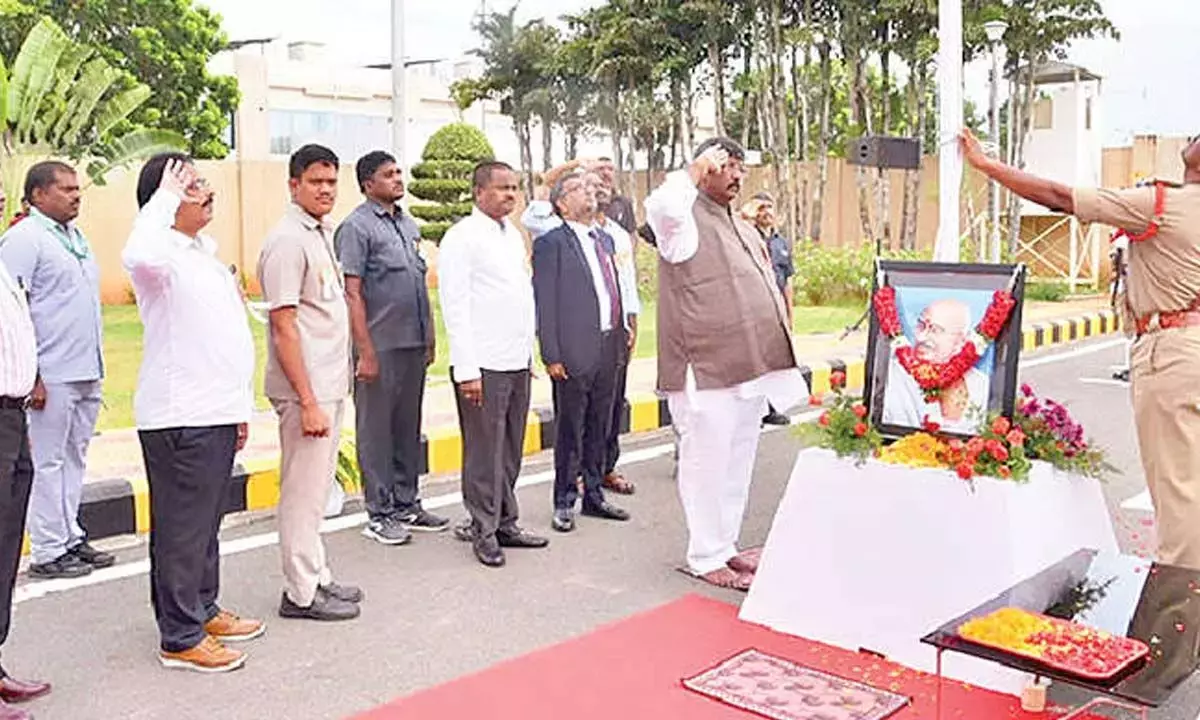 Andhra: शिक्षा के महत्व पर बल दिया गया Andhra: शिक्षा के महत्व पर बल दिया गया