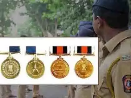 Nagpur के 4 पुलिस अधिकारियों को राष्ट्रपति पदक से सम्मानित किया गया Nagpur के 4 पुलिस अधिकारियों को राष्ट्रपति पदक से सम्मानित किया गया