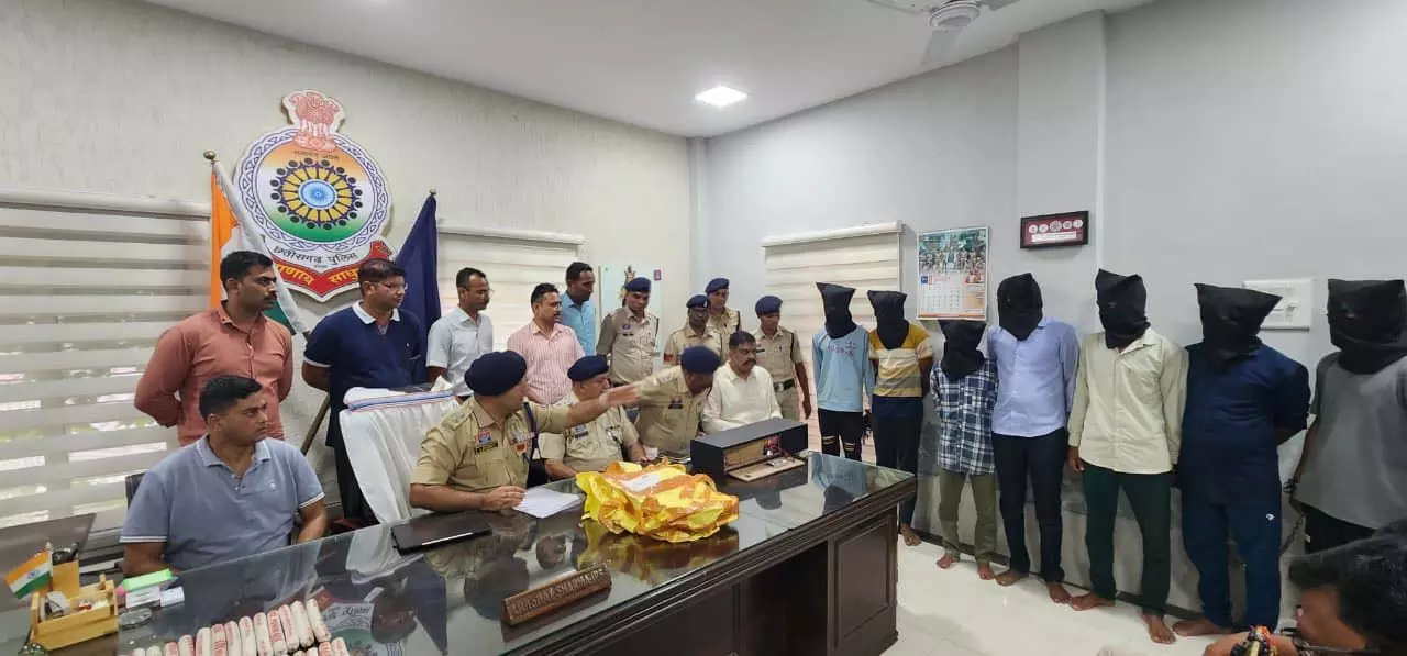 CG: केसीजी पुलिस ने किया हत्या की साज़िश का भंडाफोड़, सात आरोपी गिरफ्तार CG: केसीजी पुलिस ने किया हत्या की साज़िश का भंडाफोड़, सात आरोपी गिरफ्तार
