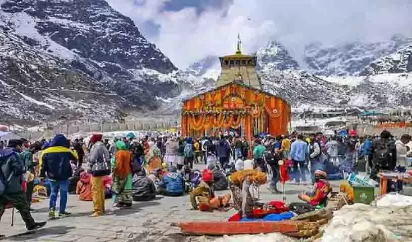 पहाड़ी की चोटी से एक गोली लुढ़क कर नीचे आई और उसे लगी.. केदारनाथ तीर्थयात्री की मौत पहाड़ी की चोटी से एक गोली लुढ़क कर नीचे आई और उसे लगी.. केदारनाथ तीर्थयात्री की मौत