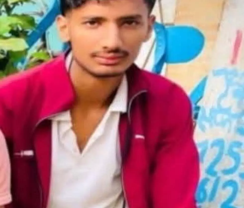 दौड़ते-दौड़ते थम गई प्रशांत की सांसें, अग्निवीर भर्ती की तैयारी कर रहा था युवक दौड़ते-दौड़ते थम गई प्रशांत की सांसें, अग्निवीर भर्ती की तैयारी कर रहा था युवक