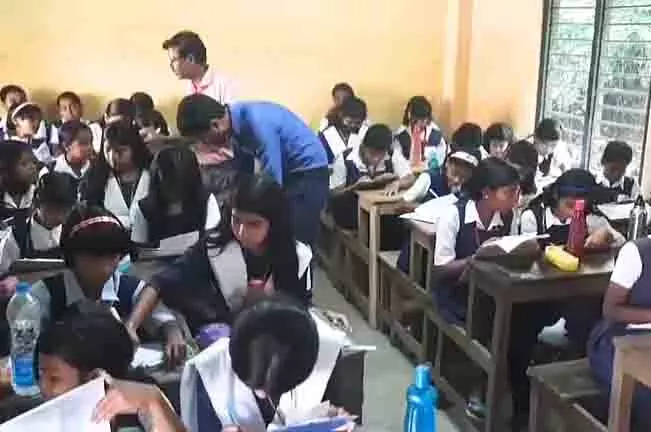 जन्माष्टमी की छुट्टियों में घटल के स्कूल में परीक्षाएं आयोजित की गईं जन्माष्टमी की छुट्टियों में घटल के स्कूल में परीक्षाएं आयोजित की गईं