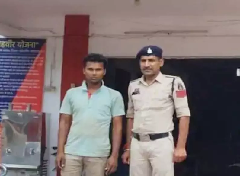राजस्व निरीक्षक से गाली-गलौज और धमकी, आरोपी गिरफ्तार राजस्व निरीक्षक से गाली-गलौज और धमकी, आरोपी गिरफ्तार