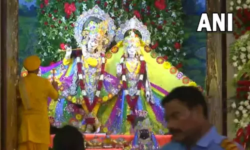 श्रीकृष्ण जन्माष्टमी आज, इस्कॉन मंदिर में उमड़ी भीड़ श्रीकृष्ण जन्माष्टमी आज, इस्कॉन मंदिर में उमड़ी भीड़