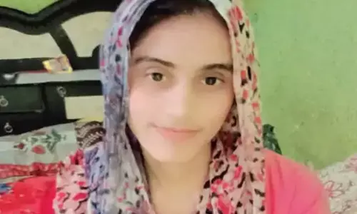 शिक्षिका हत्याकांड : सरकार ने जिले के एसपी को हटाया, कई पुलिसकर्मी सस्पेंड