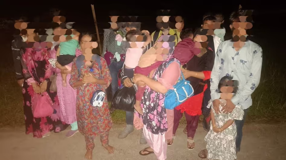 आधी रात को आज़ादी से वंचित Assam ने 21 बांग्लादेशी घुसपैठियों को वापस खदेड़ा