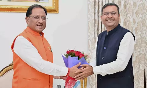 सीएम साय ने बीजेपी प्रवक्ता उज्जवल दीपक की तारीफ की, मुलाकात में कहा - मैं आपके डिबेट्स देखता हूँ लगातार सीएम साय ने बीजेपी प्रवक्ता उज्जवल दीपक की तारीफ की, मुलाकात में कहा - मैं आपके डिबेट्स देखता हूँ लगातार