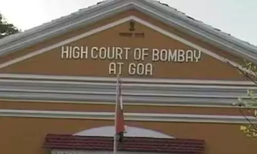 Bombay: हाईकोर्ट ने गोवा पार्षद की गिरफ्तारी को बताया गैरकानूनी Bombay: हाईकोर्ट ने गोवा पार्षद की गिरफ्तारी को बताया गैरकानूनी