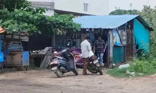 स्वतंत्रता दिवस पर Bhadrachalam बेल्ट की दुकानों में अवैध शराब की बिक्री जारी
