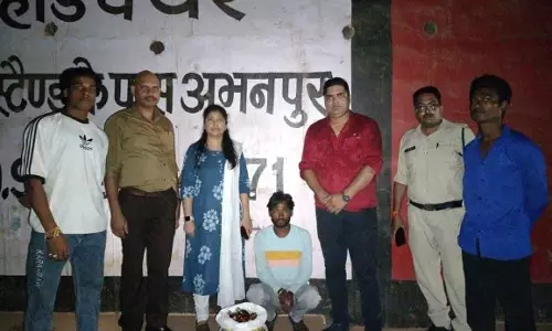 रायपुर में आबकारी विभाग की बड़ी कार्रवाई, 7 गिरफ्तार रायपुर में आबकारी विभाग की बड़ी कार्रवाई, 7 गिरफ्तार